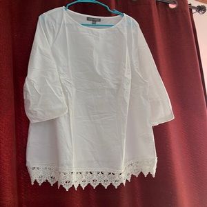 A ladies, cotton white blouse, size 16 W.   No tags but never been worn.